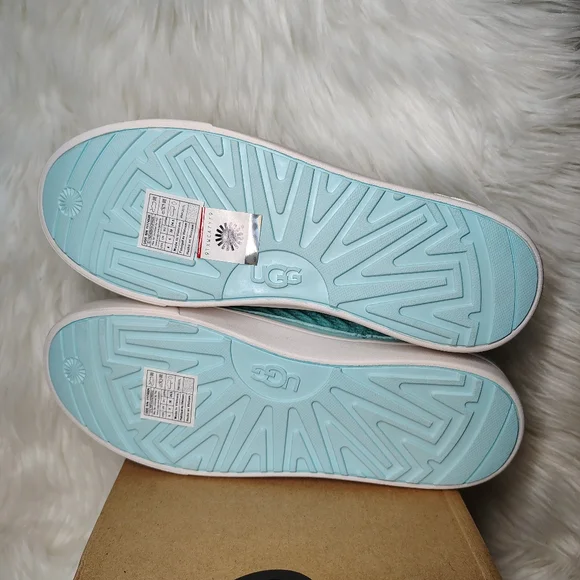 UGG Girls Caplan Slip-On Shoes - Picture 8 of 10